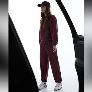 Aritzia - Super World™ - The Super Fleece™ Oversized Sweatpant